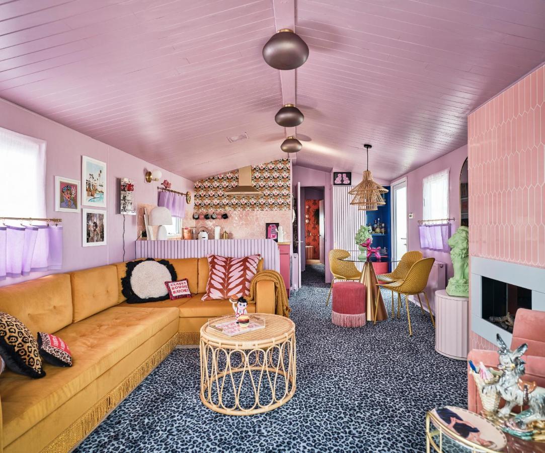 Fun Barbie Inspired, 6 Berth Caravan - Camber Sands Holiday Park, Near The Beach Exterior foto